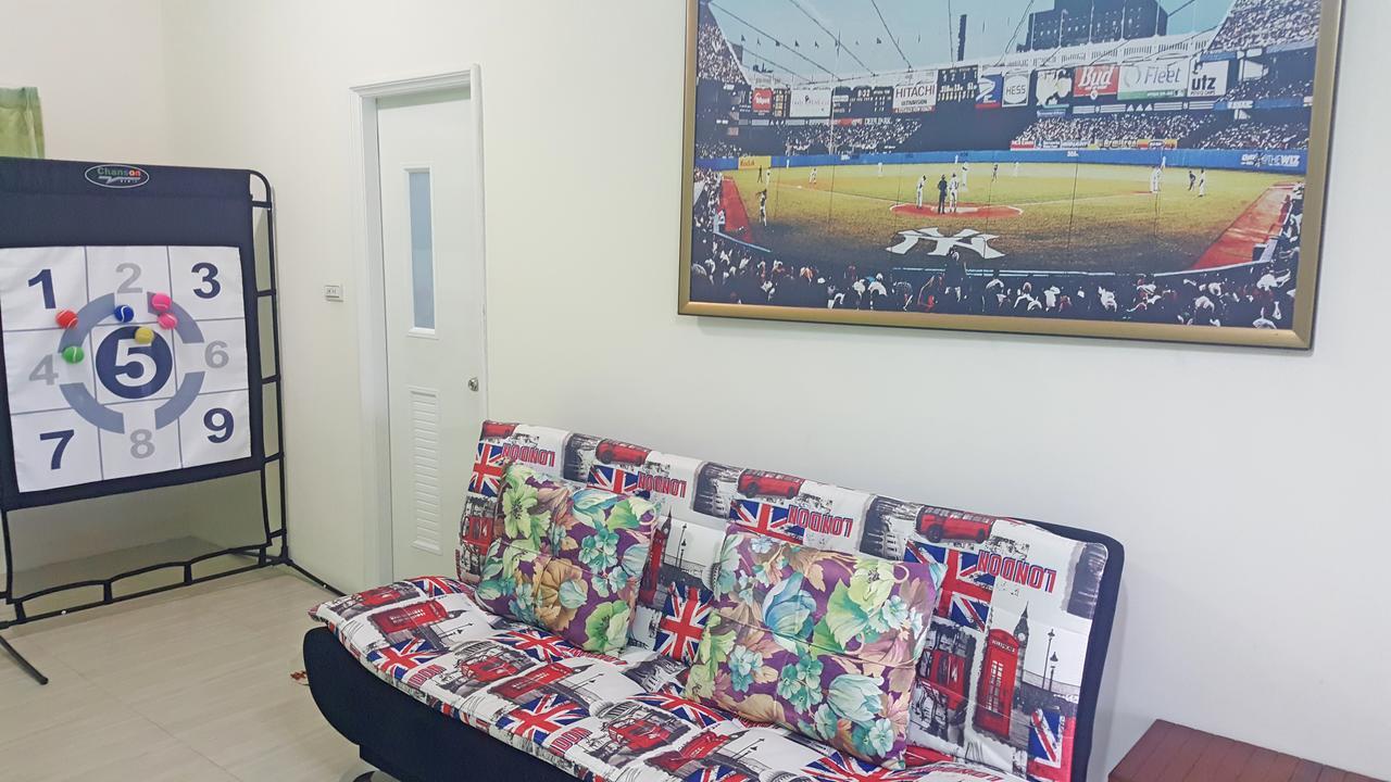 סאנשינג Sports Home חדר תמונה