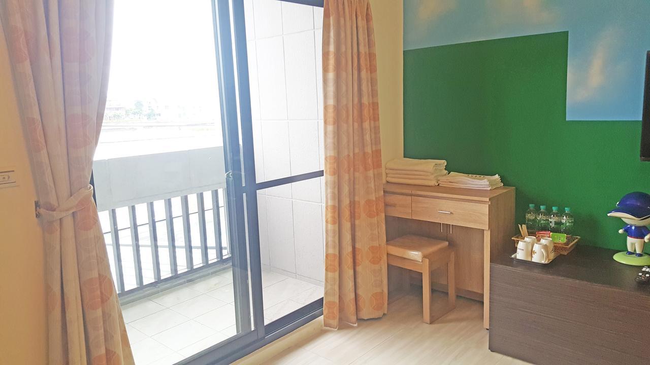 סאנשינג Sports Home חדר תמונה
